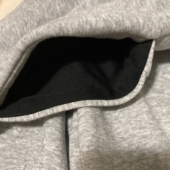 NWT Reebok Fleece Grey Heather Slim Pants Size Medium - Picture 6 of 11